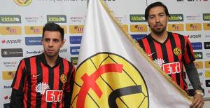 Defederico ve Emre Es Es'te