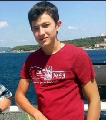 Define Ararken Yıldırım Düştü: 1 Ölü, 1 Yaralı
