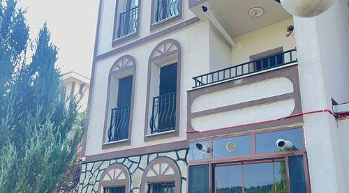 Dehşet! Anne ve anneannesini baltayla parçalayıp...