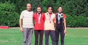 Dekatlonda iki madalya