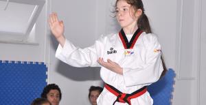 Dem Dem salona iniyor