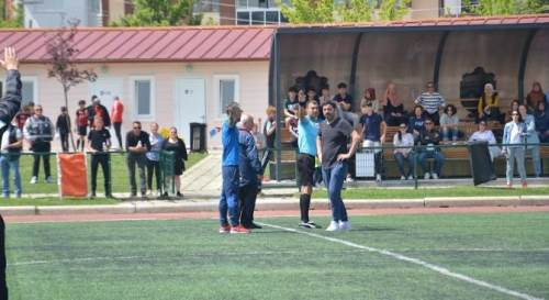  Demirspor ile İdmangücü karşılaşması erken bitti, olay çıktı!