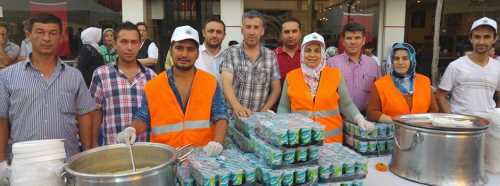 DEMOKRASİ NÖBETÇİLERİNE OSMANLI AŞI
