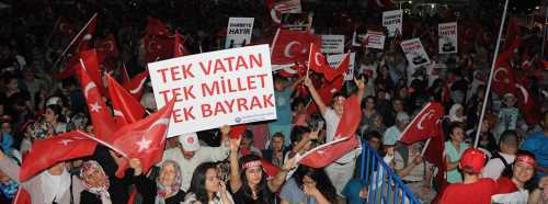Demokrasi nöbeti 20'nci gününde sürüyor