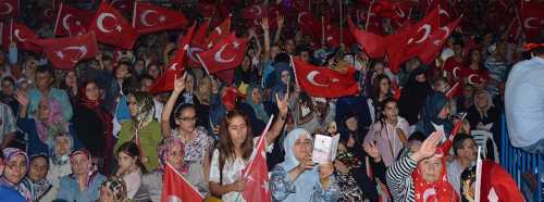Demokrasi nöbeti 21'nci gününde sürüyor