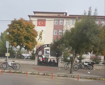 Deneme Sınavı Sonrası Okul Karıştı
