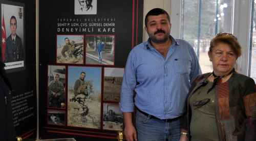 Deneyimli Kafe'den televizyon çaldılar