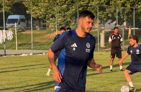 Deniz Es Es’i unutmadı
