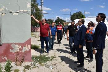 Denizli Depremi’Nde Afyonkarahisar’Da 224 Evde Ağır Hasar Gördü
