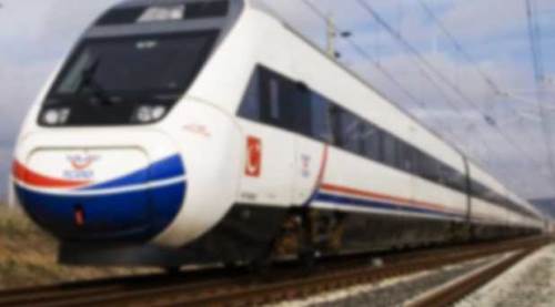 Denizli-Eskişehir seferi yapan tren otomobile çarptı: 1 ölü