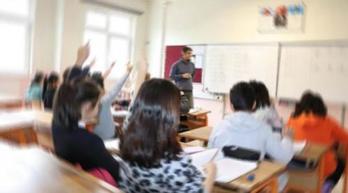 Deprem bölgelerinde eğitime verilen ara...