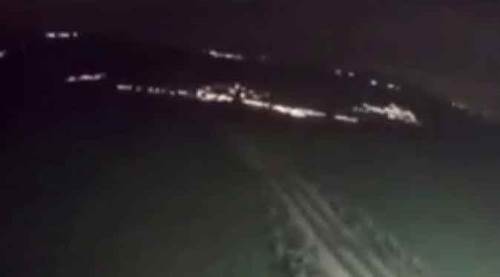 Depremde dağ böyle sarsıldı!