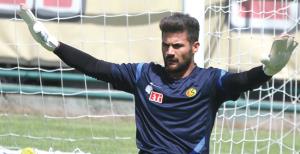 Derbide eldiven kimin olacak?