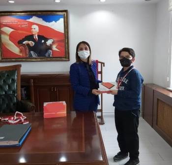 Dereceye Giren Öğrenciler Ödüllendirildi
