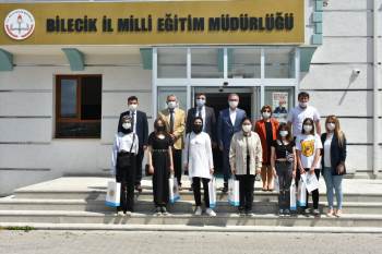 Dereceye Giren Öğrenciler Ödüllerini Aldı
