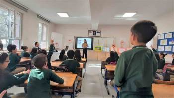 Dereceye Giren Öğrenciler Ödülünü Aldı
