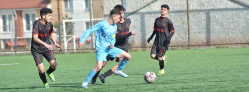 Derespor 100 gol barajını aştı