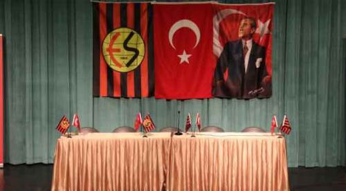 Destek vermeyenler tarih sizi unutmaz!