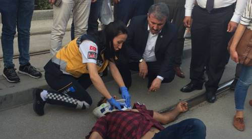 Destici kazazedeyle yakından ilgilendi
