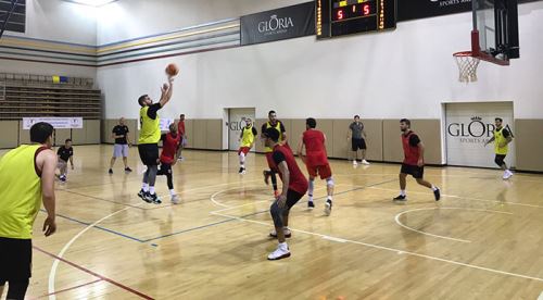 Dev adamlarda tempo yükseliyor