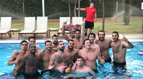 Dev adamların keyfine diyecek yok