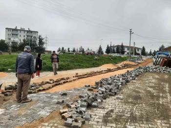 Devam Eden Yol Tamir Çalışmalarını Yerinde İnceledi
