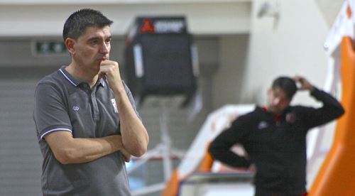 Devler Fenerbahçe Doğuş'u gözüne kestirdi