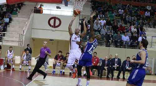 Devler Final-Four’da ilk mücadelesine çıkıyor