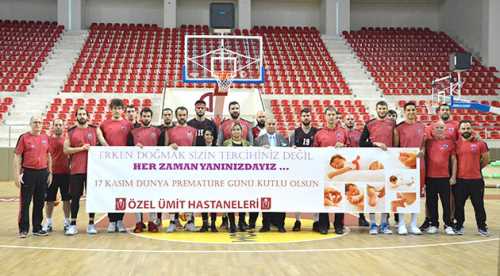 Devler prematüre çocuklar için pankart açtı 