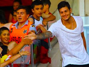  Diego tribüne çıktı!