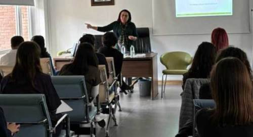 DİLKOM’da kekemelik farkındalığına bilimsel yaklaşım