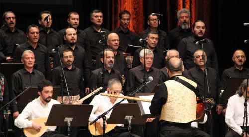 Dillerdeki Türküler izleyenleri büyüledi