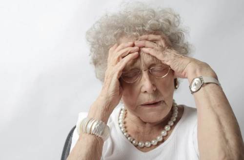 Dilsel değişimler Alzheimer'ın erken belirtisi olabilir