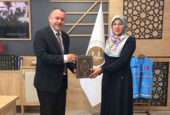 Din Hizmetleri Uzmanı Rukiye Erdinç, Proje Yarışması’Nda Türkiye İkincisi Oldu
