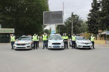 Dinar’Da ’Karayolları Trafik Haftası’ Kutlama Etkinlikleri
