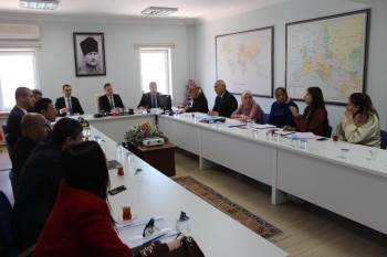 Dinar’Da Çocuk Koruma Ve Kadına Yönelik Şiddetle Mücadele Toplantısı
