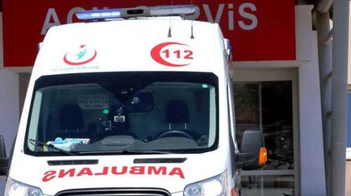 Dinar’da trafik kazası: 3 kişi yaralandı