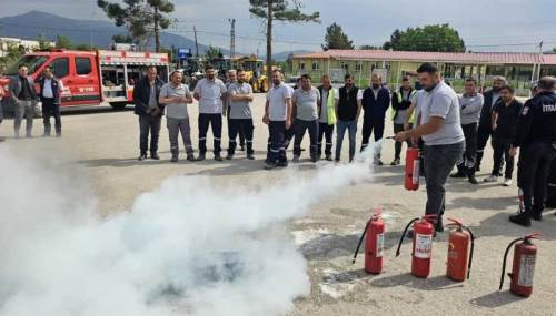 Dinar İlçe Özel İdaresi’nde yangın eğitimi düzenlendi