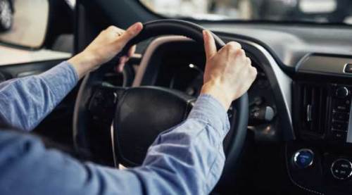 Direksiyon başında bunu yapan sürücüler yandı: Yeni cezalar yolda!