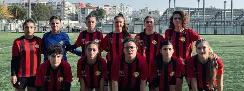 Dişi Şimşekler berabere kaldı