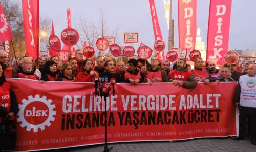 DİSK üyeleri Eskişehir’den seslendi: “Sınıf kardeşlerimizle düzeni değiştireceğiz”