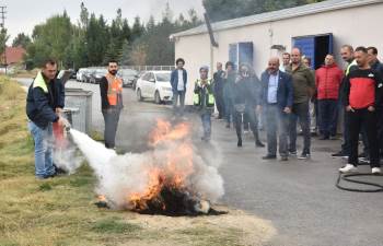 Doğal Yaşam Merkezi Personeline Eğitim