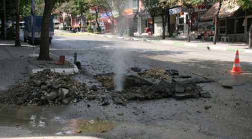 DOĞALGAZ BORUSU PATLADI: 6 YARALI