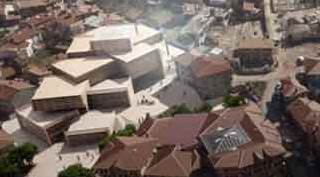Doğdukları şehre vefa