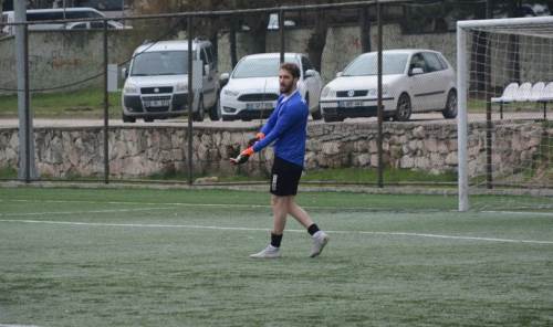 Doğukan kaleye geçti