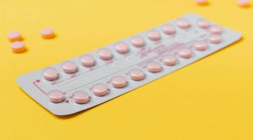 Doğum Kontrol Hapları ve Kanser İlişkisi: Riskler, Koruyucu Etkiler ve Bilimsel Gerçekler
