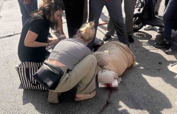 Doktor, Kazada Yaralanan Sürücünün Başından Bir An Olsun Ayrılmadı
