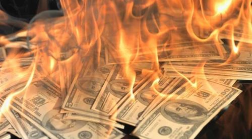 Dolar az önce tarihi rekor kırdı