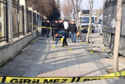 Dolmuş şoförleri arasında kavga çıktı: Yaralılar var!