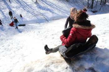 Domaniç’İn Karlı Dağları Ekmek Kapısı Oluyor
